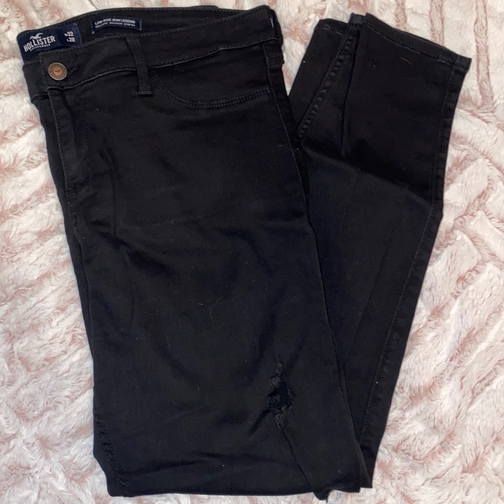 Hollister 15R